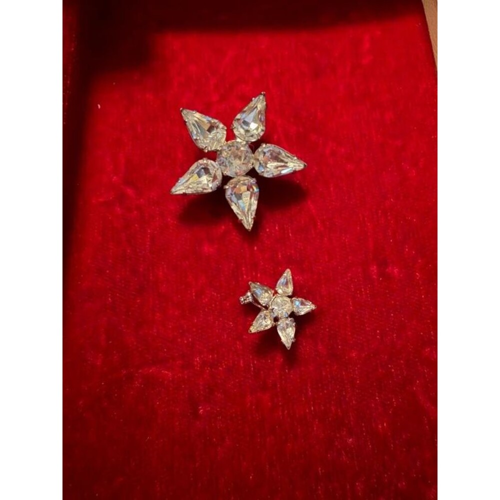 Vintage Silver-Tone Clear Rhinestone Star Brooch Set